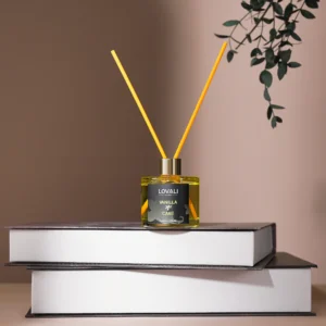decoration-interieur-diffuseur-parfum Diffuseur de parfum Vanilla Cake 50ml avec bâtonnets pour la maison.